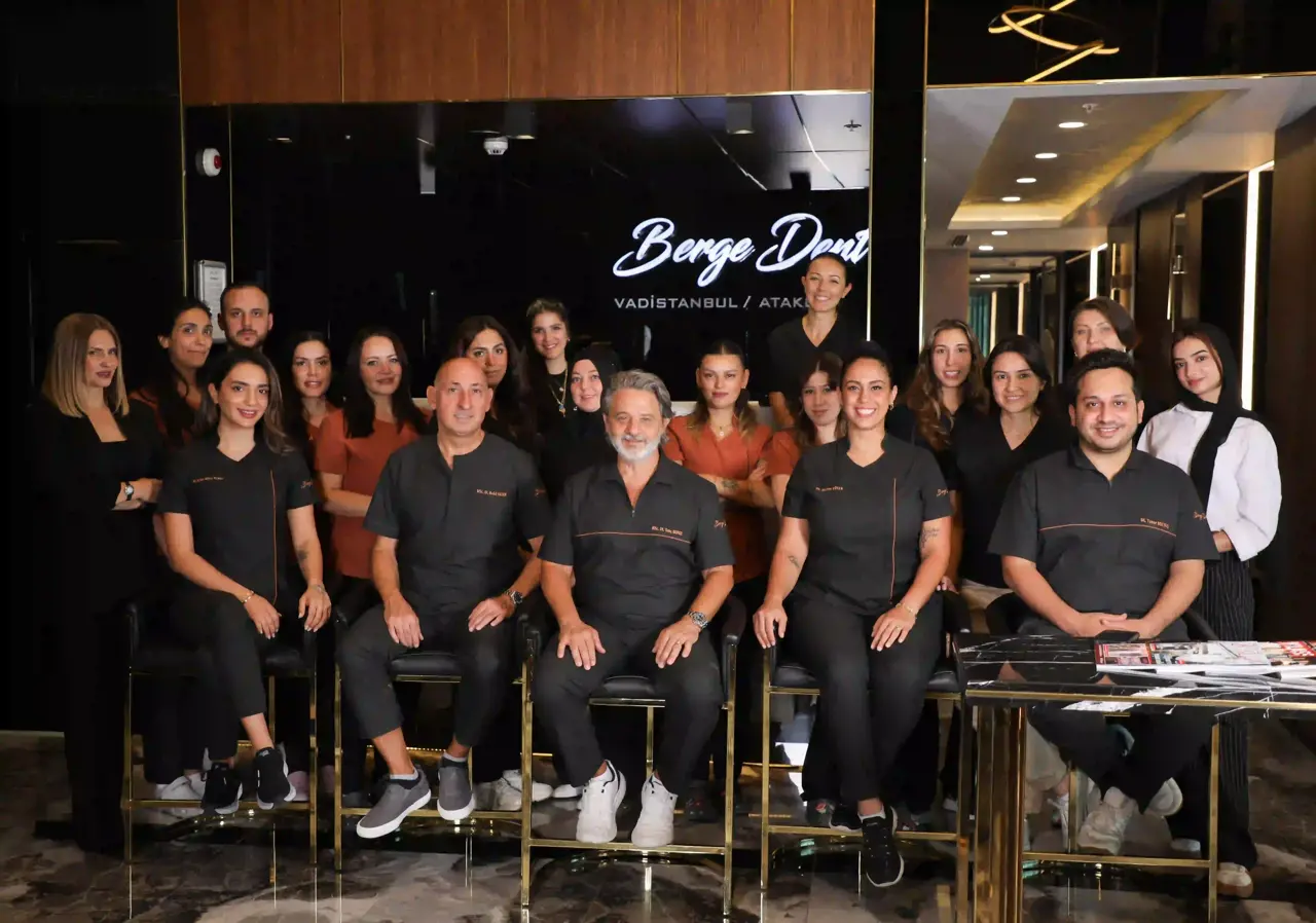 Bergedent ekibi — Dr. Dt. Tunç Berge ve klinik kadrosu, Vadistanbul